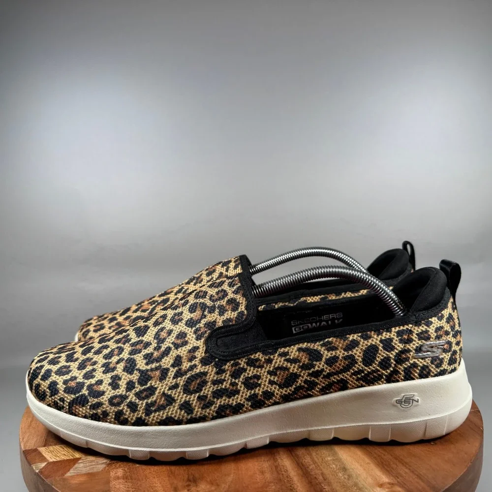 Skechers GoWalk Joy Leopard Print Slip On Walking Shoes 124097 Womens 13